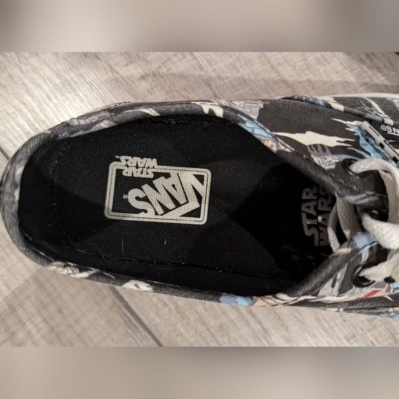 Star Wars VANS men's 6.5, women's 8 - Picture 10 of 12